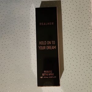RealHer Hold On To Your Dream Probiotic Setting Spray 100mL/3.38 Fl. Oz. New.